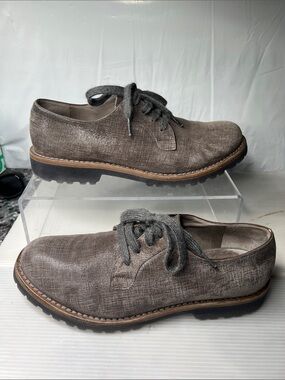 Brunello Cucinelli Sz 40 US 10 Suede Metallic Gray Lace Up Lug Sole Shoes